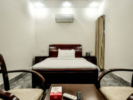 Standard Queen Room